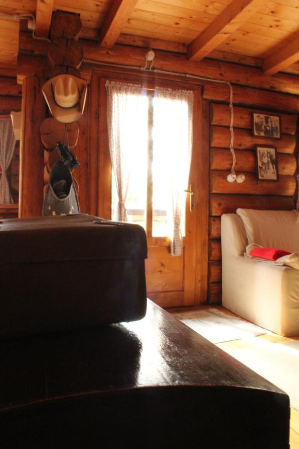 B&B Le Corone - Chalet Nel Bosco Cavalo Bagian luar foto